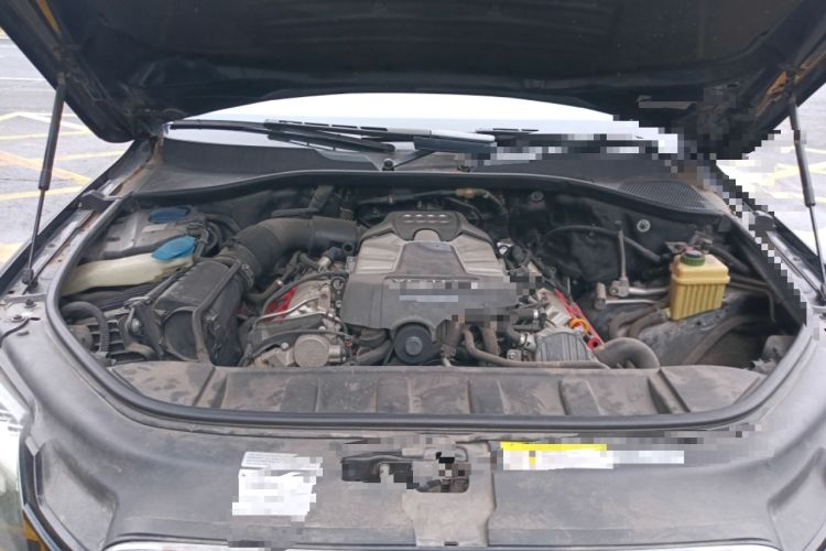 Used Audi Q7 2013 35 TFSI Technology Edition Engine Bay
