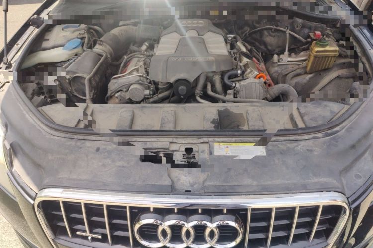 Used Audi Q7 2013 35 TFSI Technology Edition Engine Bay
