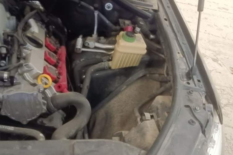 Used Audi Q7 2013 35 TFSI Technology Edition Engine Bay Left