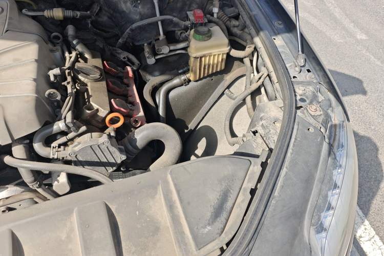 Used Audi Q7 2013 35 TFSI Ambition Edition Engine Bay Left