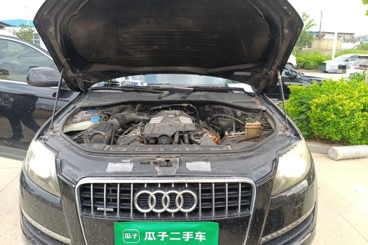 Used Audi Q7 2013 35 TFSI Ambition Edition Engine Bay