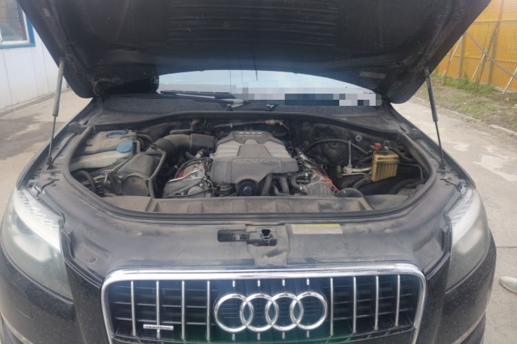 Used Audi Q7 2013 35 TFSI Ambition Edition Engine Bay