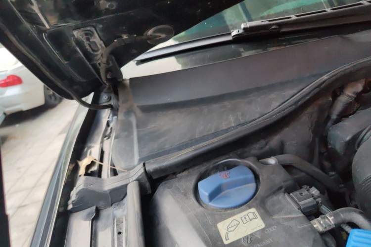 Used Audi Q7 2013 35 TFSI Ambition Edition Engine Bay Right