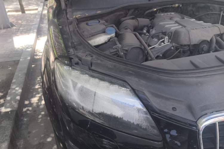 Used Audi Q7 2013 35 TFSI Ambition Edition Engine Bay Right