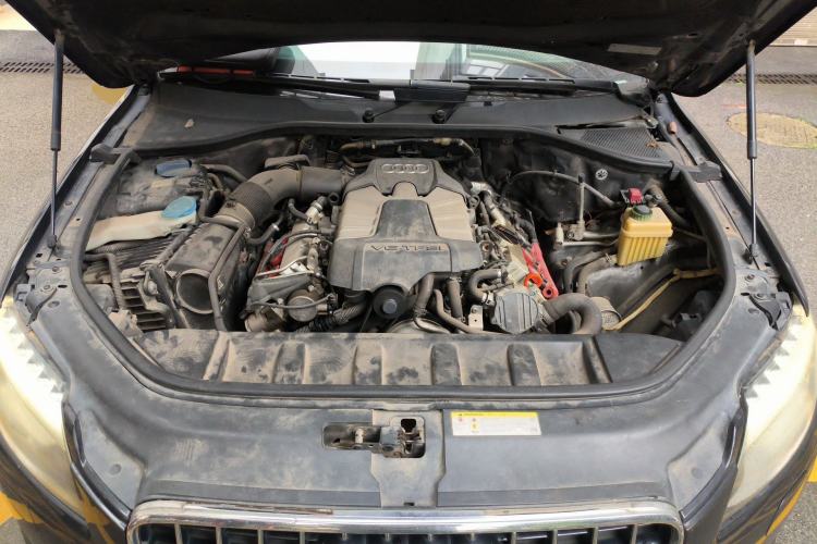 Used Audi Q7 2013 35 TFSI Ambition Edition Engine Bay