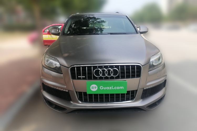 Used Audi Q7  Front