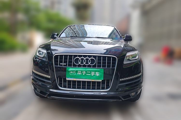 Used Audi Q7  Front