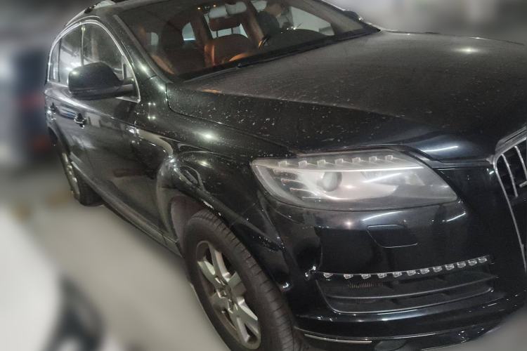 Used Audi Q7 2013 35 TFSI Technology Edition Front Right 45 Deg