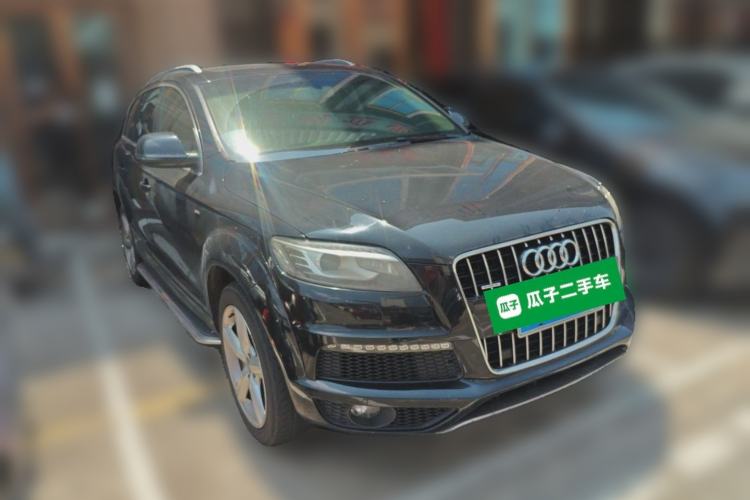 Used Audi Q7 2013 35 TFSI Technology Edition Front Right 45 Deg
