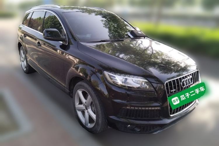 Used Audi Q7 2013 35 TDI Leading Model Front Right 45 Deg