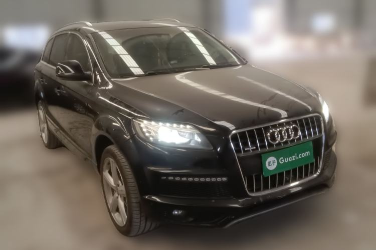 Used Audi Q7 2013 35 TFSI Technology Edition Front Right 45 Deg