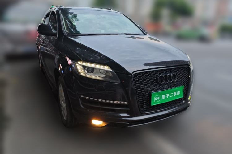 Used Audi Q7 2013 35 TFSI Ambition Edition Front Right 45 Deg