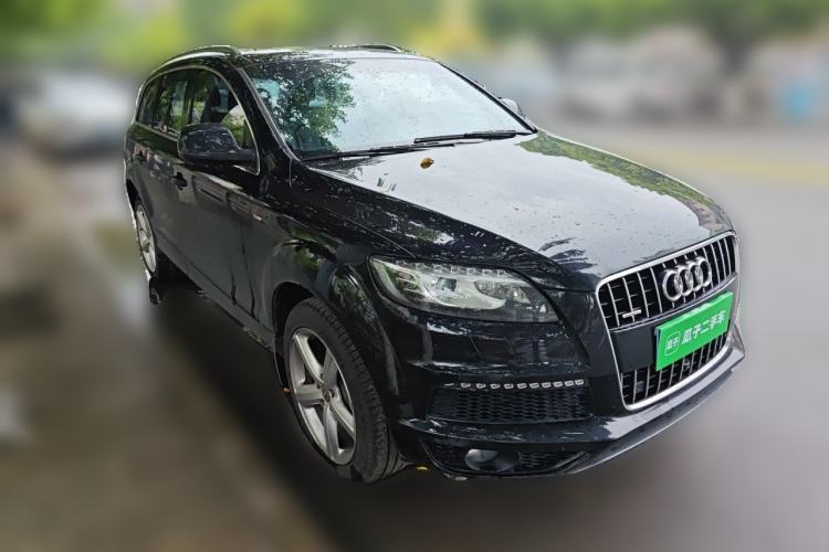 Used Audi Q7 2013 35 TFSI Ambition Edition Front Right 45 Deg