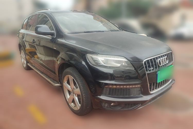 Used Audi Q7 2013 35 TFSI Technology Edition Front Right 45 Deg