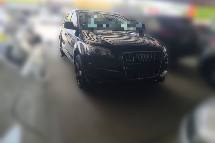 Used Audi Q7 2013 35 TDI Leading Model Front Right 45 Deg