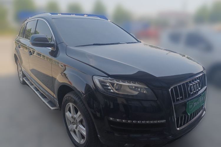 Used Audi Q7 2013 35 TFSI Ambition Edition Front Right 45 Deg