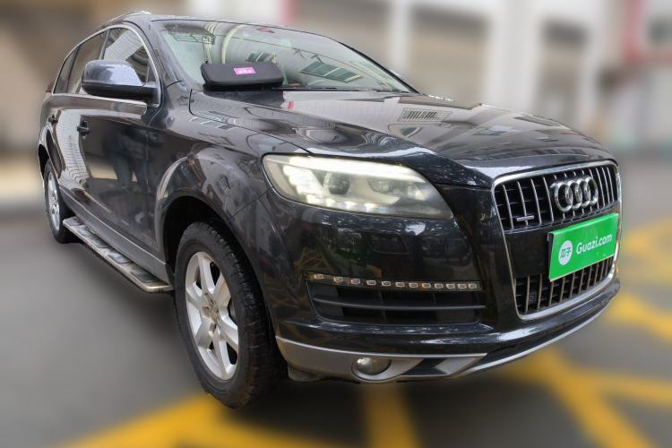 Used Audi Q7 2013 35 TFSI Ambition Edition Front Right 45 Deg