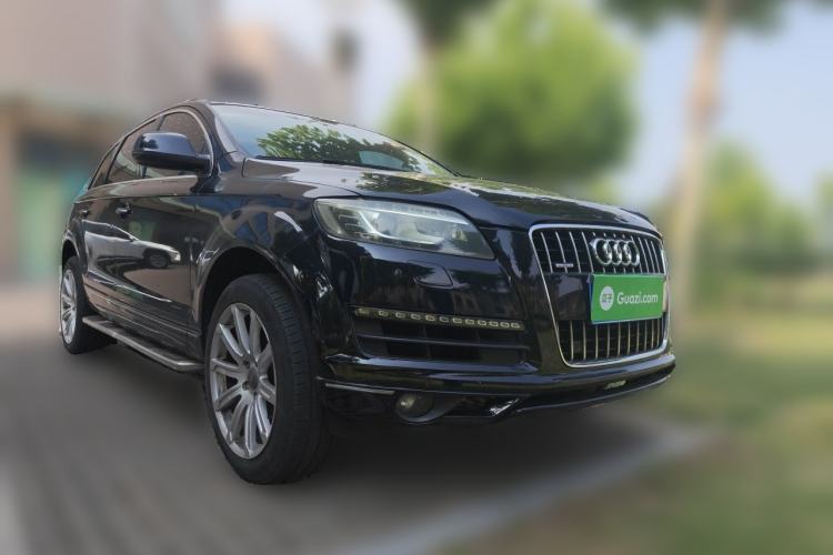 Used Audi Q7 2013 35 TFSI Technology Edition Front Right 45 Deg