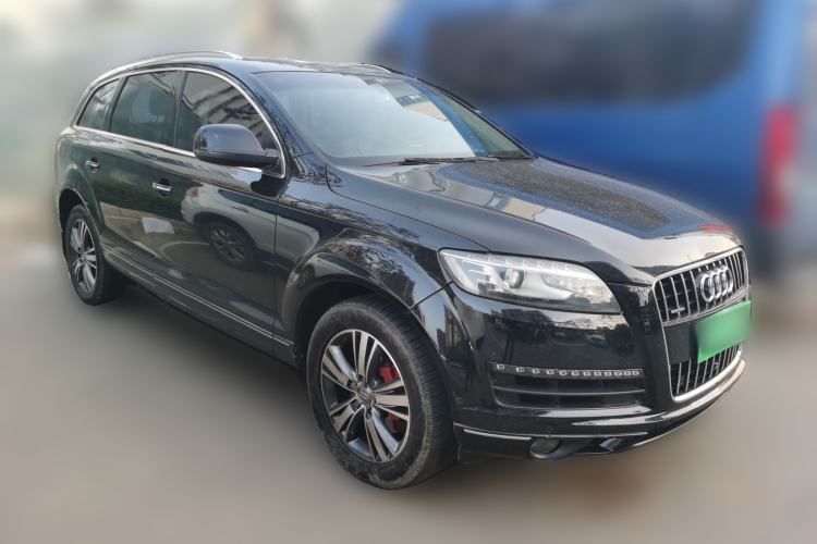 Used Audi Q7 2013 35 TDI Leading Model Front Right 45 Deg