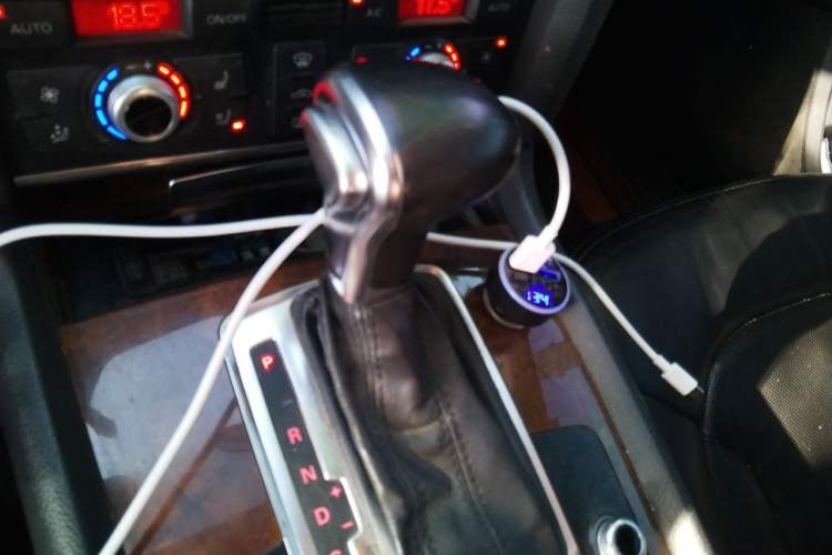 Used Audi Q7 2013 35 TDI Leading Model Gear Lever