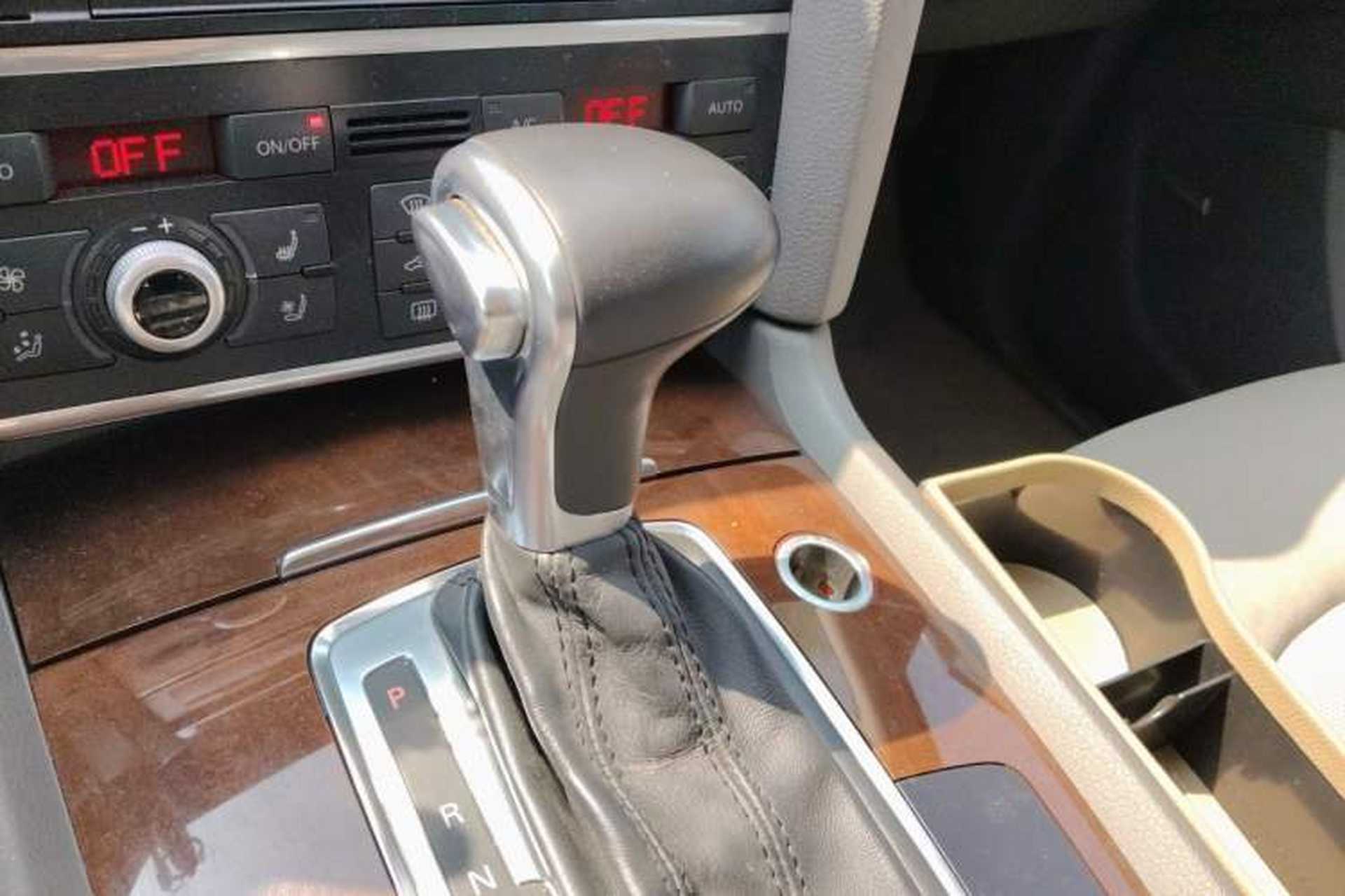 Used Audi Q7 2013 35 TFSI Technology Edition Gear Lever
