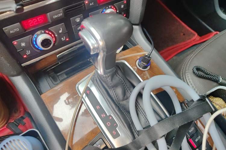 Used Audi Q7 2013 35 TFSI Technology Edition Gear Lever