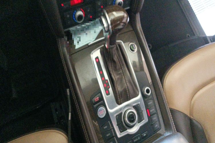 Used Audi Q7 2013 35 TFSI Exclusive Edition Gear Lever