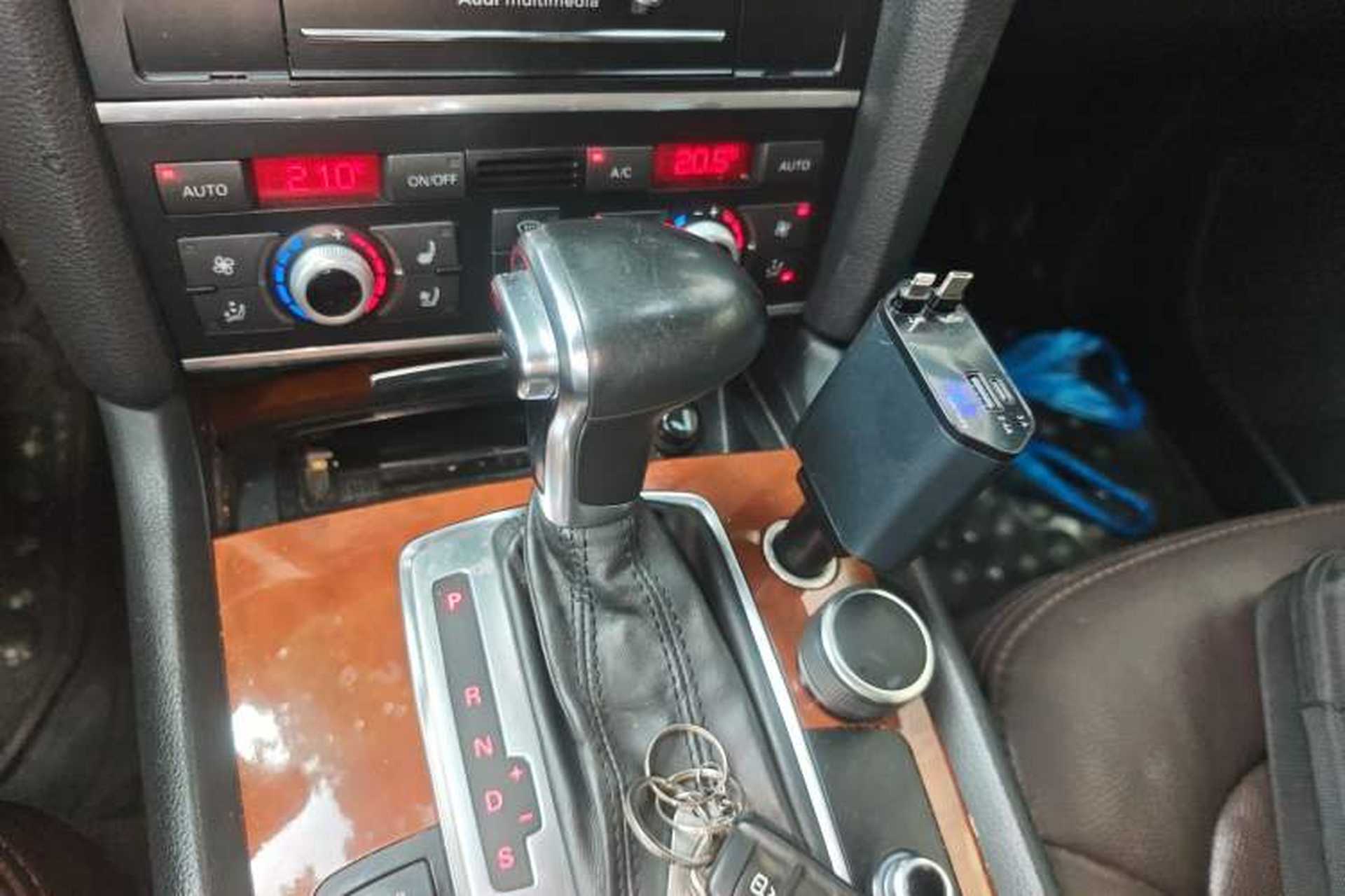 Used Audi Q7 2013 35 TFSI Ambition Edition Gear Lever