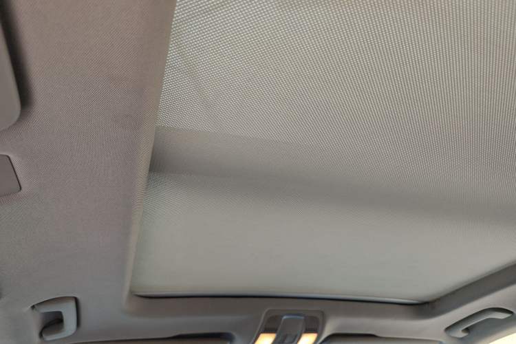 Used Audi Q7 2013 35 TFSI Ambition Edition Headliner