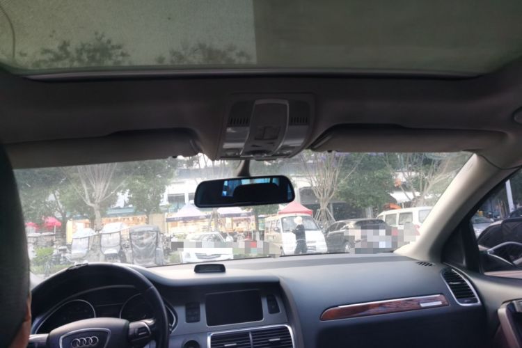 Used Audi Q7 2013 35 TDI Leading Model Headliner