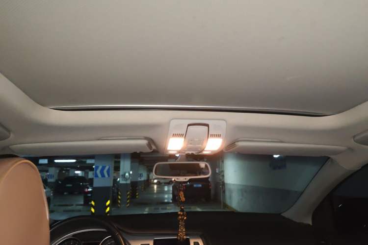 Used Audi Q7 2013 35 TFSI Technology Edition Headliner