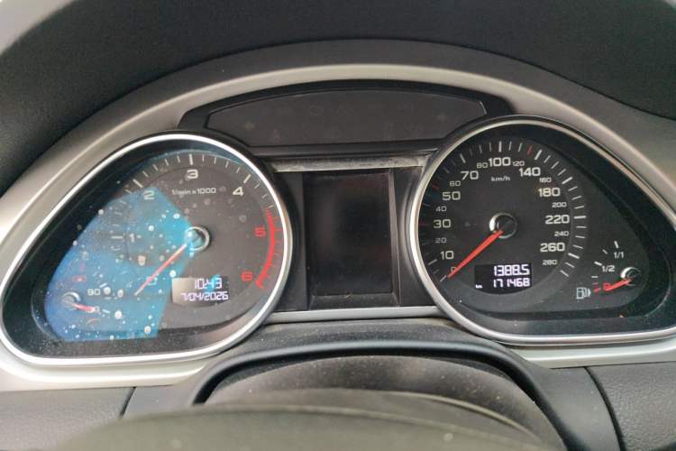 Used Audi Q7 2013 35 TDI Exclusive Edition Instrument Cluster