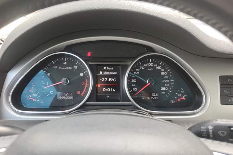 Used Audi Q7 2013 35 TFSI Ambition Edition Instrument Cluster