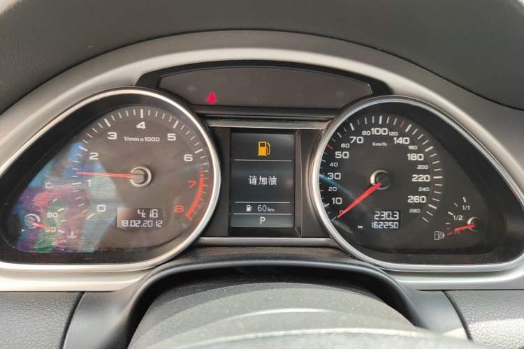 Used Audi Q7 2013 35 TFSI Ambition Edition Instrument Cluster