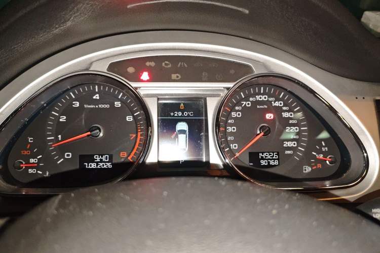 Used Audi Q7 2013 35 TFSI Ambition Edition Instrument Cluster