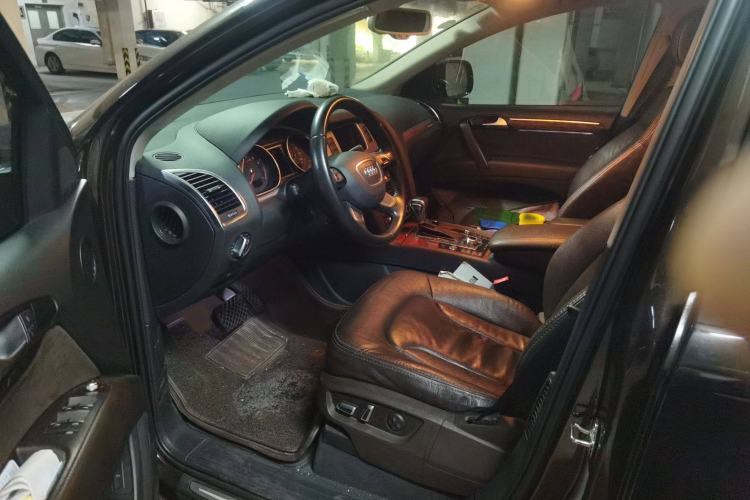 Used Audi Q7 2013 35 TFSI Ambition Edition Interior 3