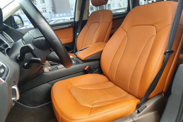 Used Audi Q7 2013 35 TDI Exclusive Edition Left Front Seat