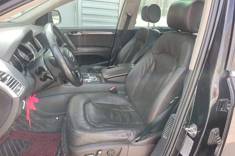 Used Audi Q7 2013 35 TFSI Ambition Edition Left Front Seat
