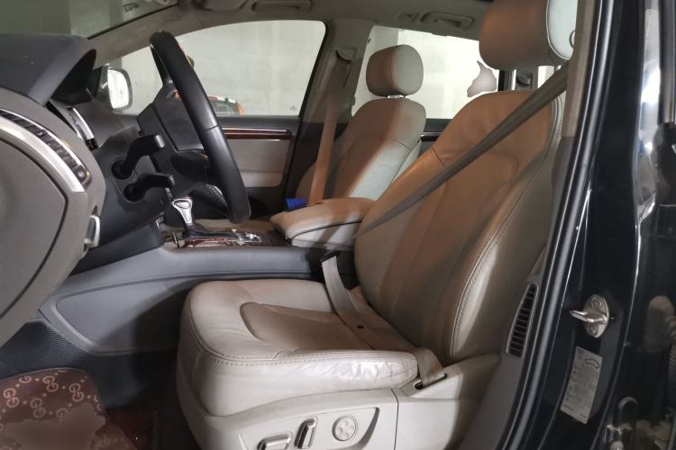 Used Audi Q7 2013 35 TFSI Ambition Edition Left Front Seat