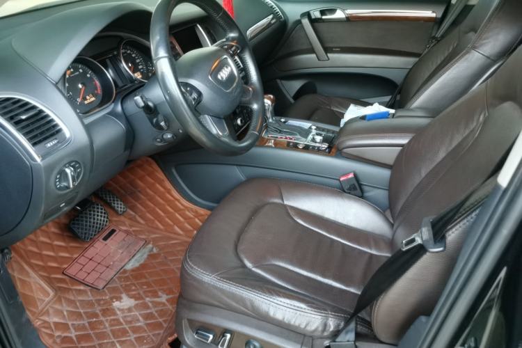 Used Audi Q7 2013 35 TFSI Comfort Model Left Front Seat