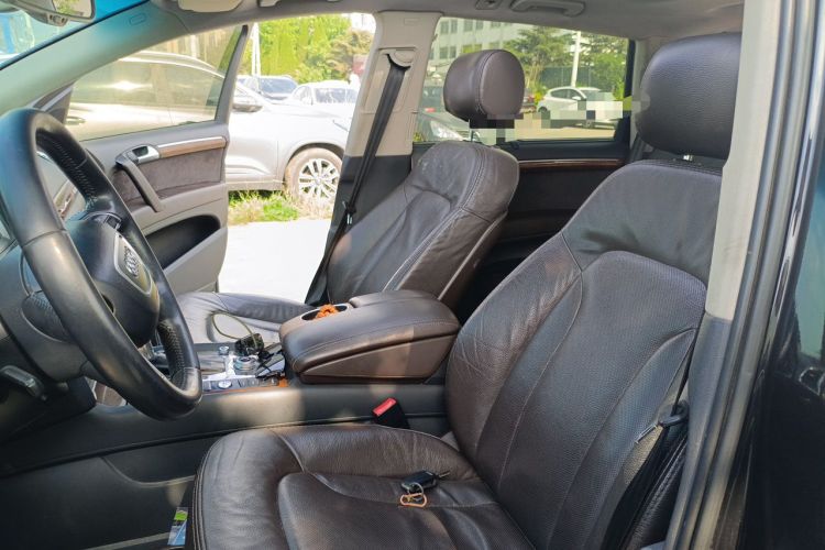 Used Audi Q7 2013 35 TFSI Ambition Edition Left Front Seat