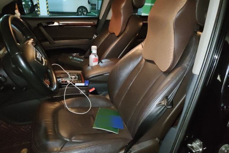 Used Audi Q7 2013 35 TFSI Comfort Model Left Front Seat