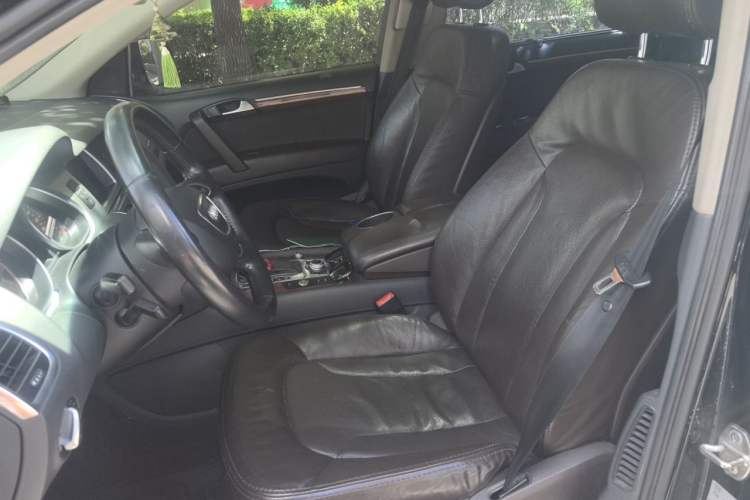 Used Audi Q7 2013 35 TFSI Ambition Edition Left Front Seat