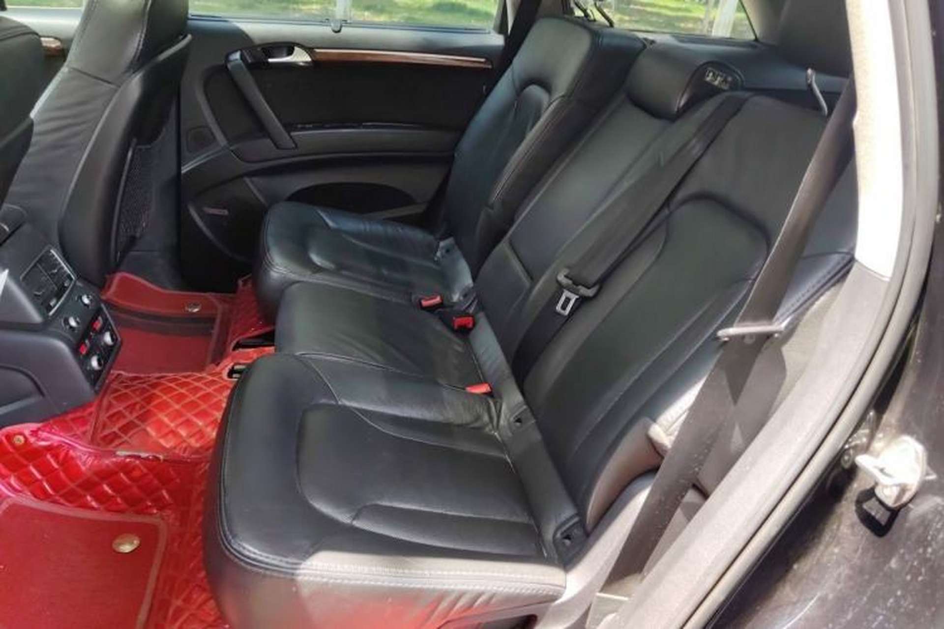 Used Audi Q7 2013 35 TFSI Technology Edition Left Rear Seat