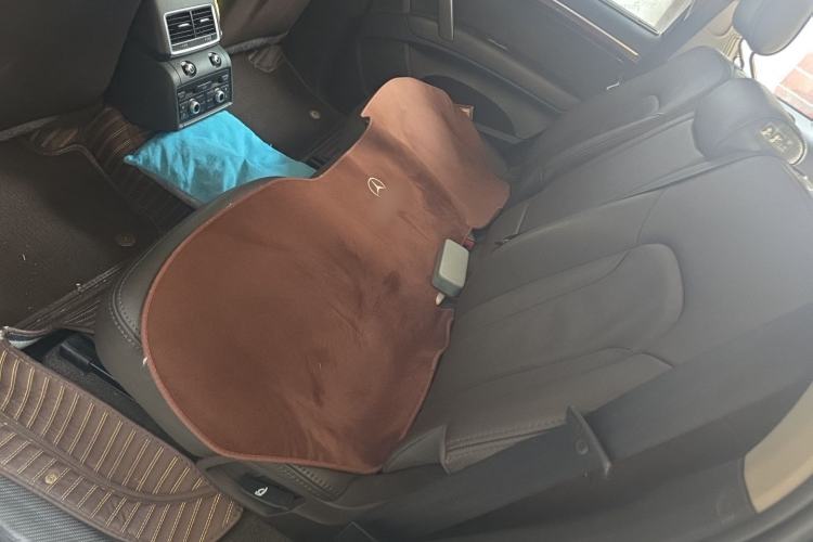 Used Audi Q7  Left Rear Seat
