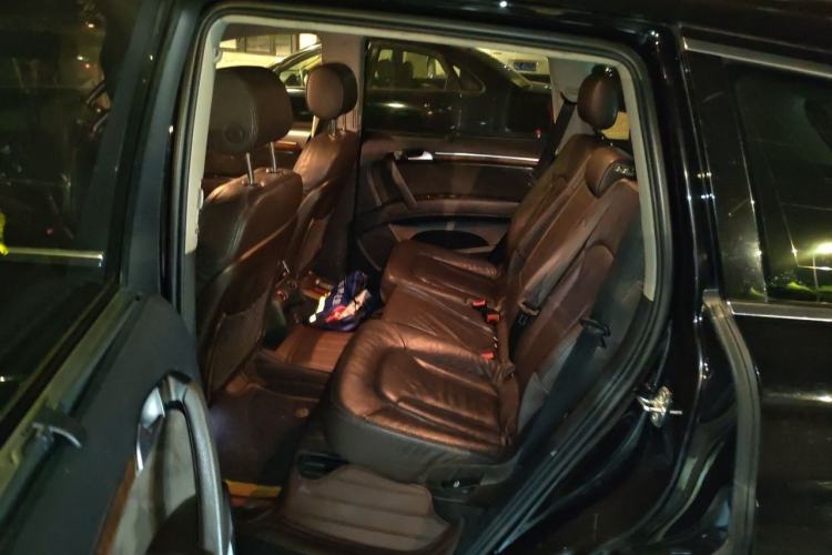 Used Audi Q7 2013 35 TFSI Ambition Edition Left Rear Seat