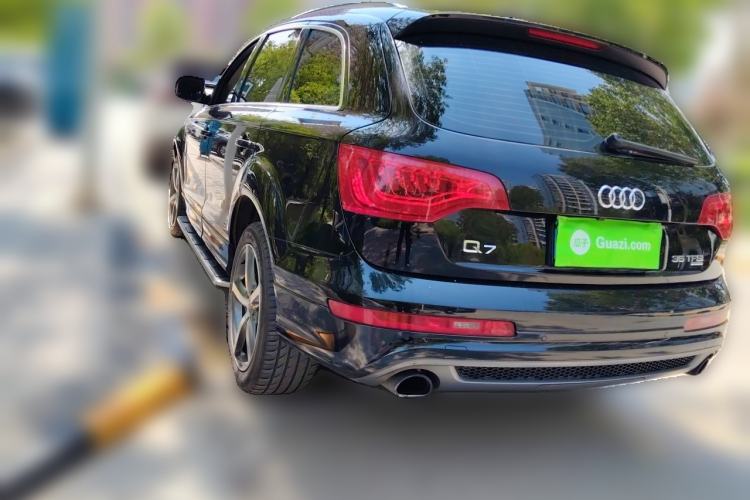 Used Audi Q7 2013 35 TFSI Technology Edition Rear Left 45 Deg