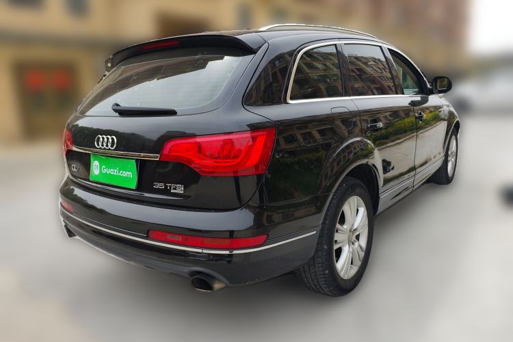 Used Audi Q7 2013 35 TFSI Comfort Model Rear Right 45 Deg