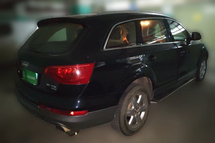 Used Audi Q7 2013 35 TFSI Ambition Edition Rear Right 45 Deg