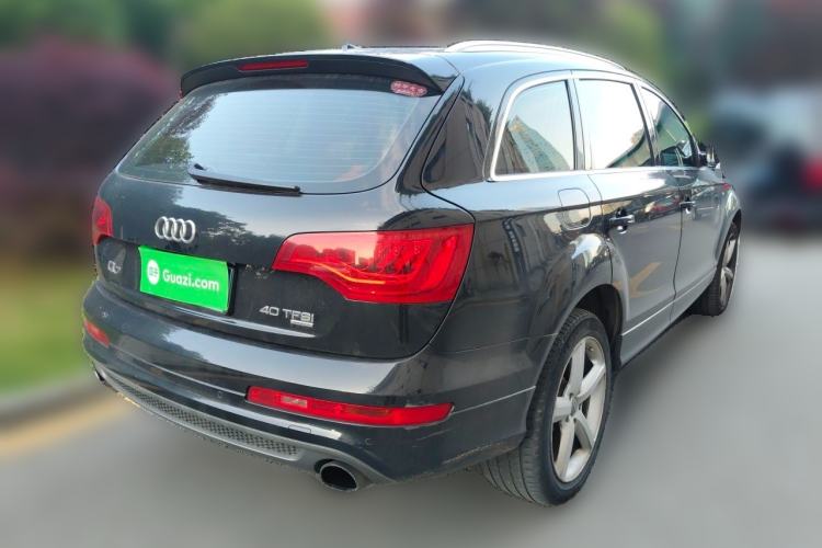 Used Audi Q7 2013 40 TFSI Technology Edition Rear Right 45 Deg